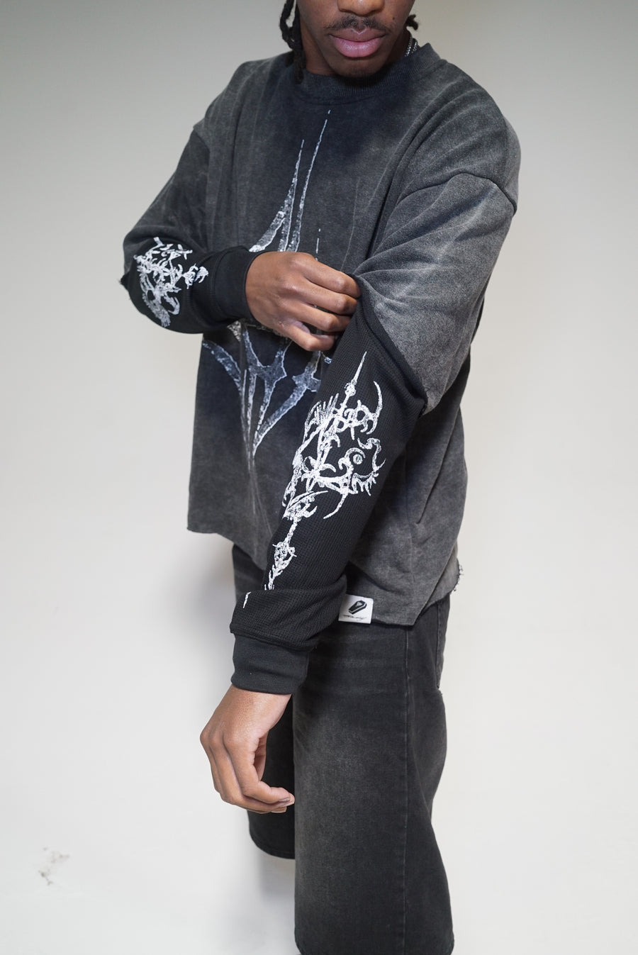 VEINS OF SAVA DOUBLE LAYERED TEE